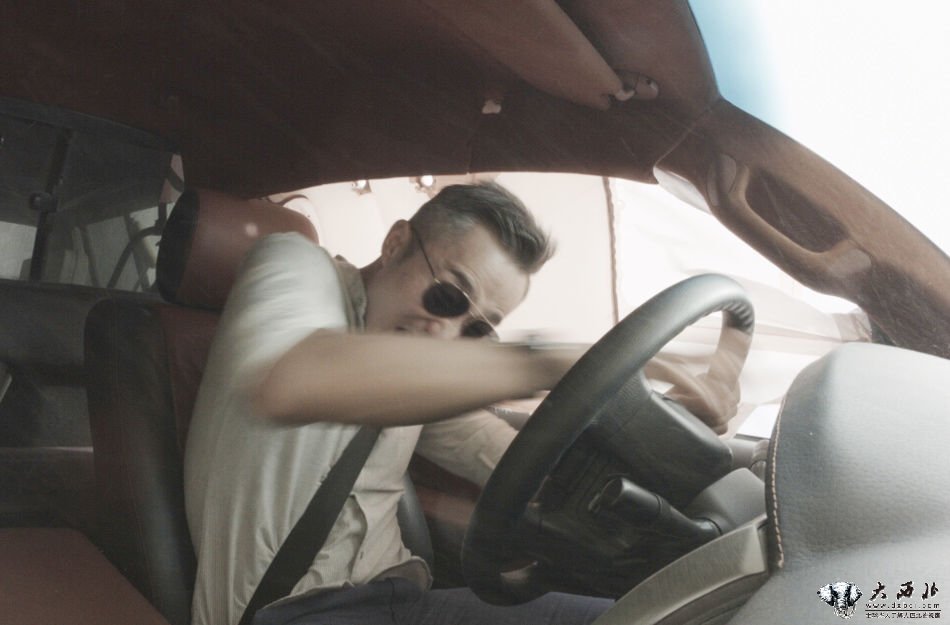 东方卫视主持人程雷录真人秀节目意外翻车