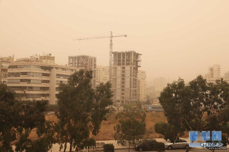 黎巴嫩遭遇史上最强沙尘暴袭击 1人窒息死亡