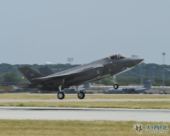 资料图:美国F-35A 战机进行试飞