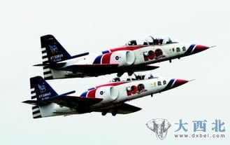 与台军失事教练机同型号飞机。(图片来源:台湾《联合报》)