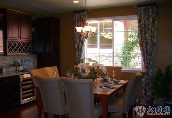 华人实拍:百万人民币在美国能买的房子(组图)(2)