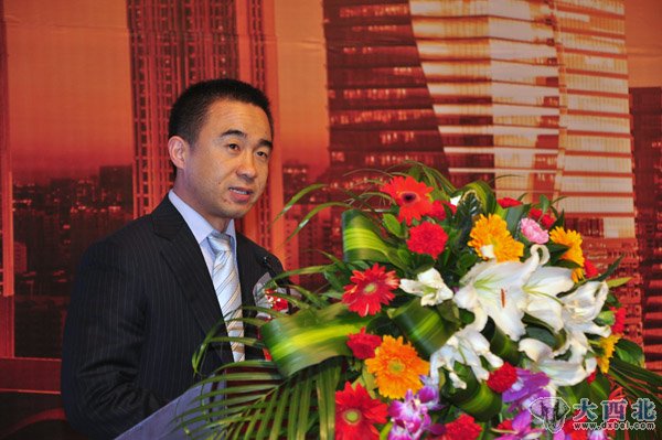 万达论道兰州投资发展新坐标 郎咸平亲临演讲