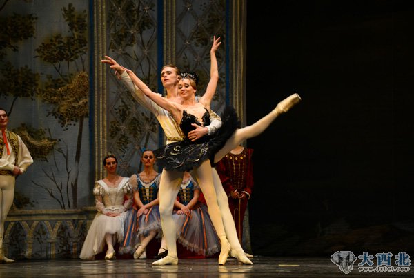 永恒的天鹅湖 脚尖上的功夫 俄罗斯国家芭蕾舞