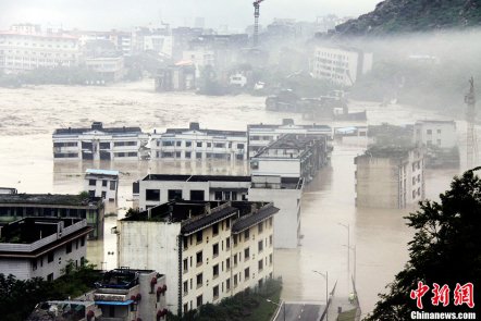 四川多地遭遇暴雨袭击——北川老县城被淹