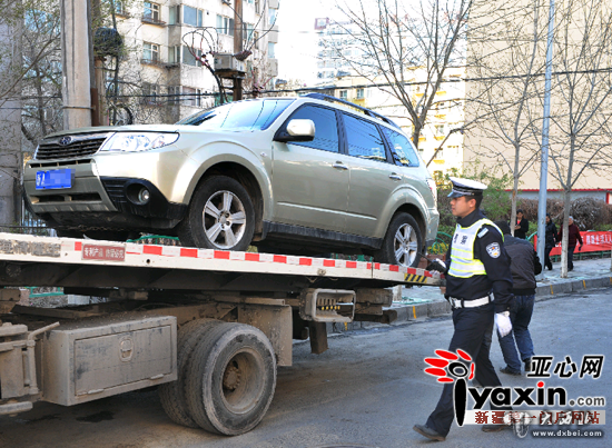 乌鲁木齐市开始新一轮车辆违停整治  涉及中心城区主要道路及克南高架东延分流通道