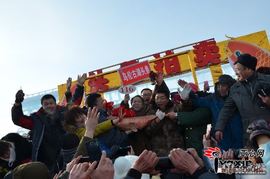 2015年新疆福海乌伦古湖冬捕文化旅游拉开帷幕 