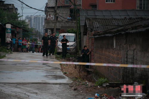 广西发生劫持人质事件 警方出动狙击手救人