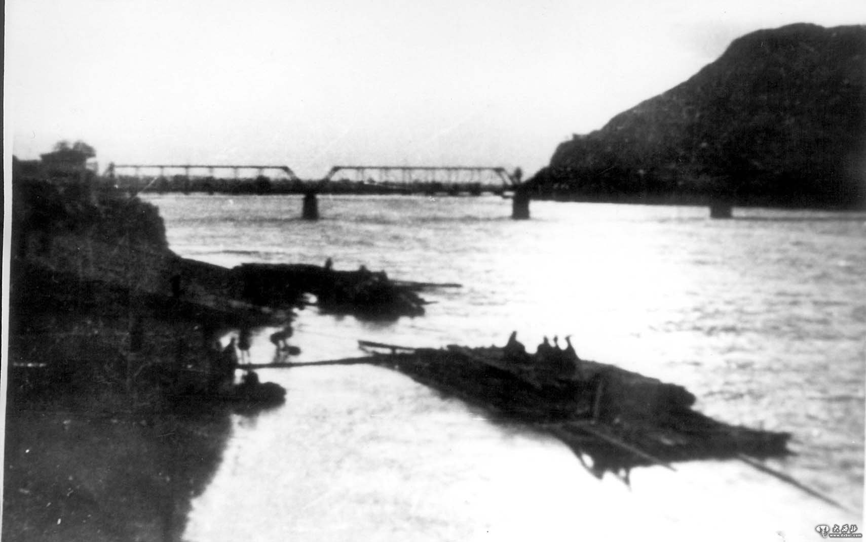 民国时期的中山桥与黄河上的木筏