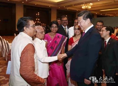 国家主席习近平在新德里会见印度友好人士、友好团体代表，并颁发和平共处五项原则友谊奖