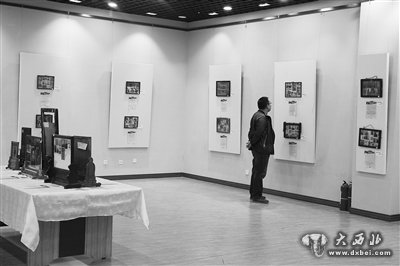 甘州区征集展出30年以上的240幅老相框追忆岁月变迁