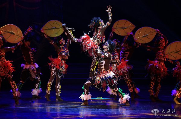 中国东方歌舞团《花开东方》在甘肃大剧院