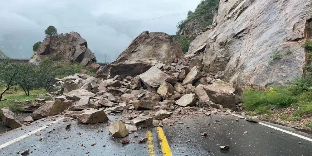 天水麦积公路段迅速开