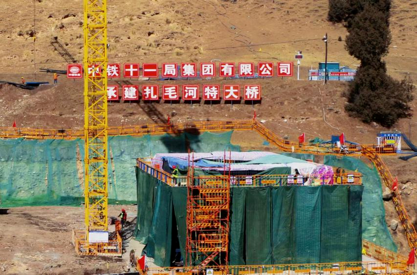 青海公路桥梁第一高墩